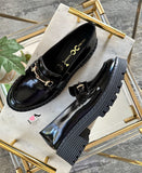 Mocasín 826 negro charol
